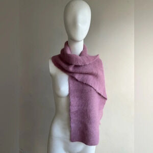Nominee Pink wool angora scarf Women's With Metallic Fiber NWOT